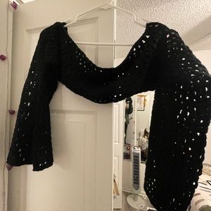 Black crochet shoulder shrug !